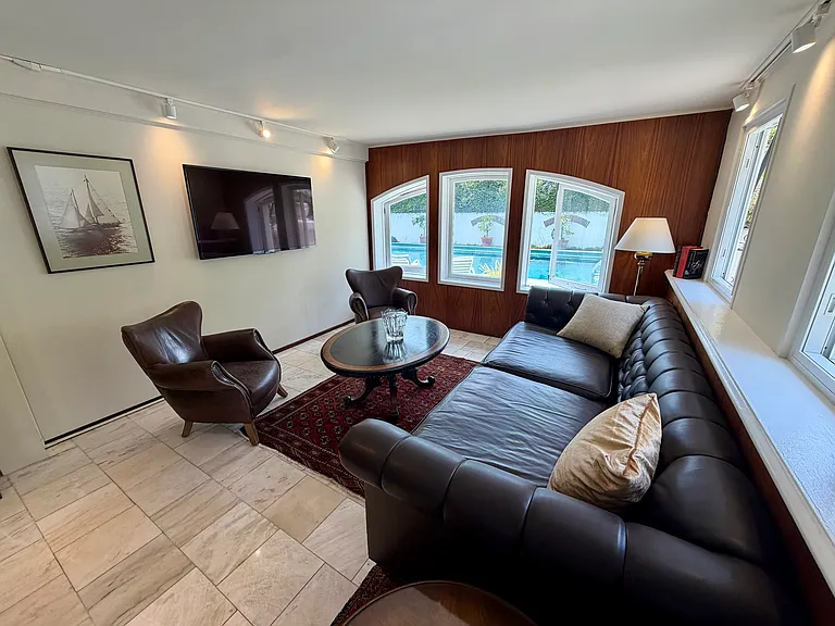 311 Amalfi Dr — Photo 31