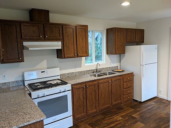 3rd image of 2570 Bodega Ave #D