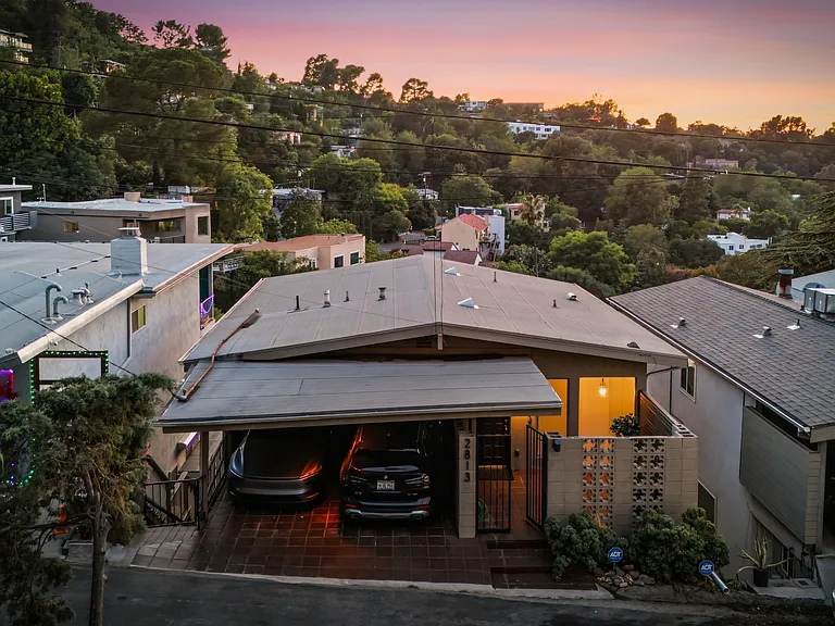 2813 Pacific View Trl — Photo 28