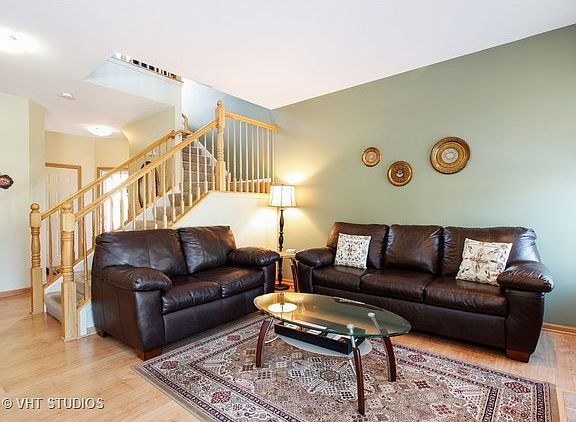 2nd image of 1522 Shagbark Dr