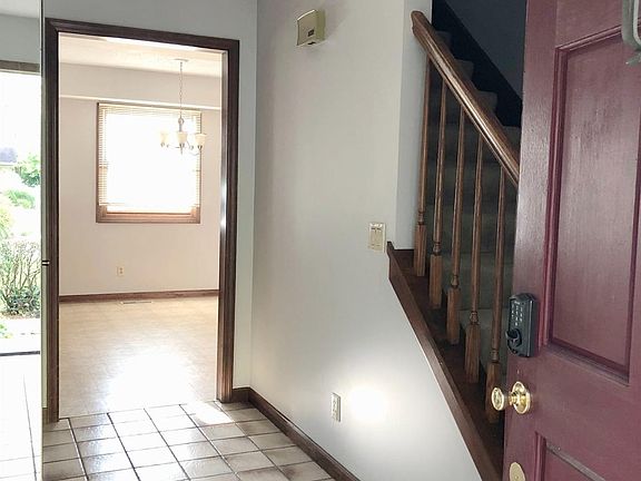 3rd image of 10415 Hopewellhills Dr