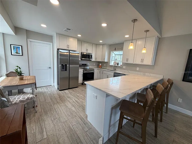 509 N Peninsula Ave — Photo 6