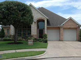 6031 Stratford Gardens Dr, Sugar Land, TX 77479