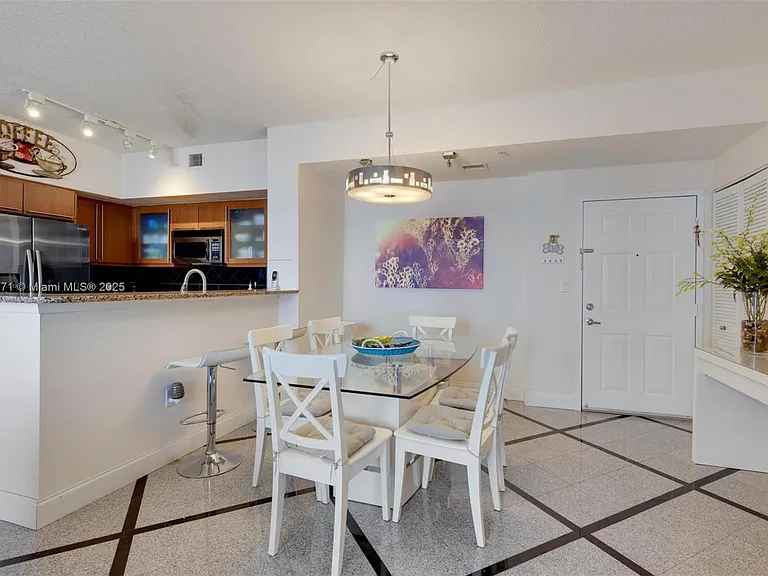 2080 S Ocean Dr #9 — Photo 23