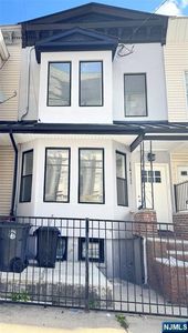 141 Clifton Ave, Newark, NJ, 07104