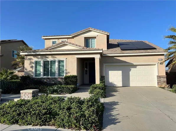 30790 Expedition Dr, Winchester, CA 92596