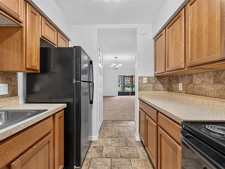 4796 Tangerine Ave #4796 — Photo 11