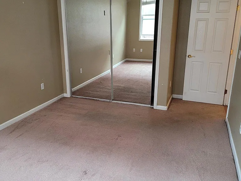 3429 Monaghan St — Photo 9