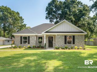 29 Lemans Dr, Satsuma, AL 36572