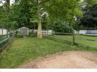 2144 Ash Ln, Lafayette Hill, PA 19444