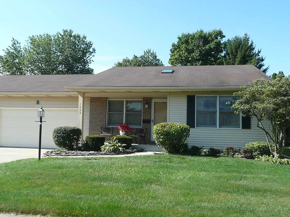 1st image of 1926 Stonehedge Ln