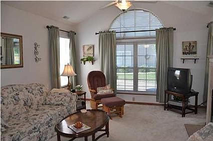 4th image of 8311 River Park Way