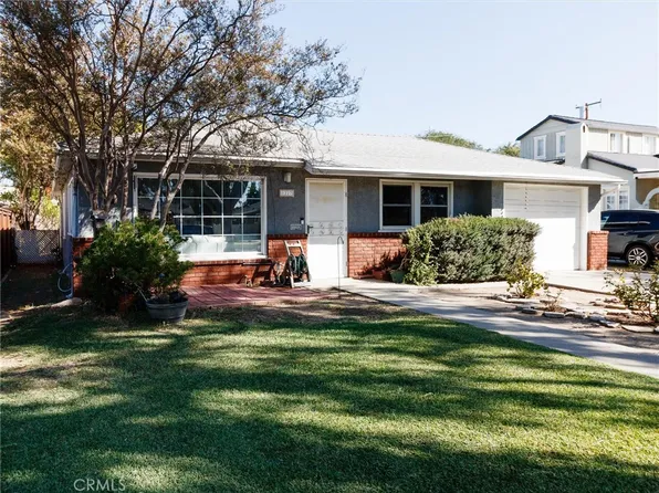 1227 Grove Pl, Fullerton, CA 92831
