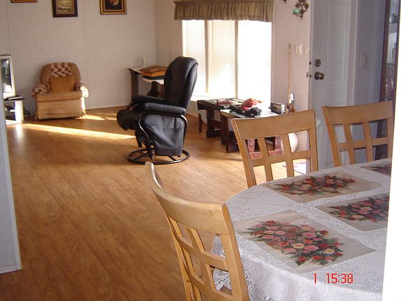 3rd image of 227 Hillside Dr