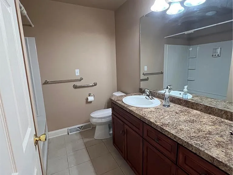 1783 Chateau Pl #A — Photo 11