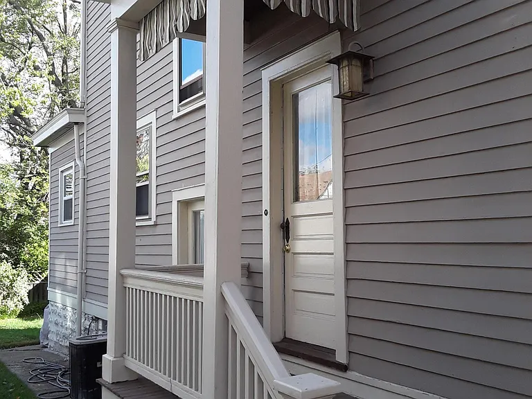 2461 Fairview Ave — Photo 25