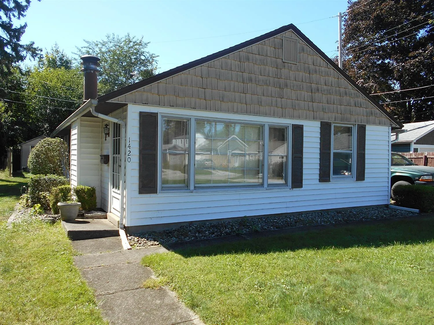 1420 Spruce St photo 1