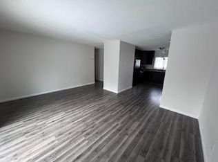 1017 Vandenburg St, Sun Prairie, WI 53590