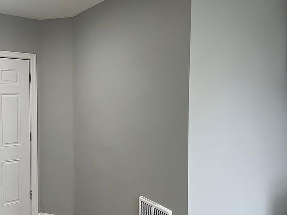 3rd image of 28 Sherman St APT 7