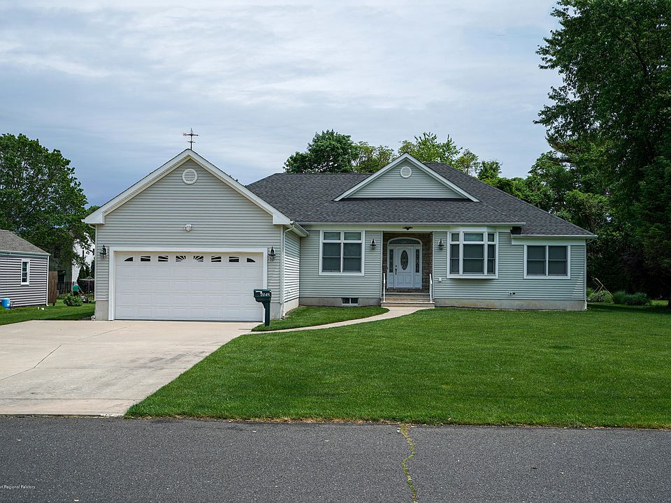 1st image of 2148 Evergreen Ave