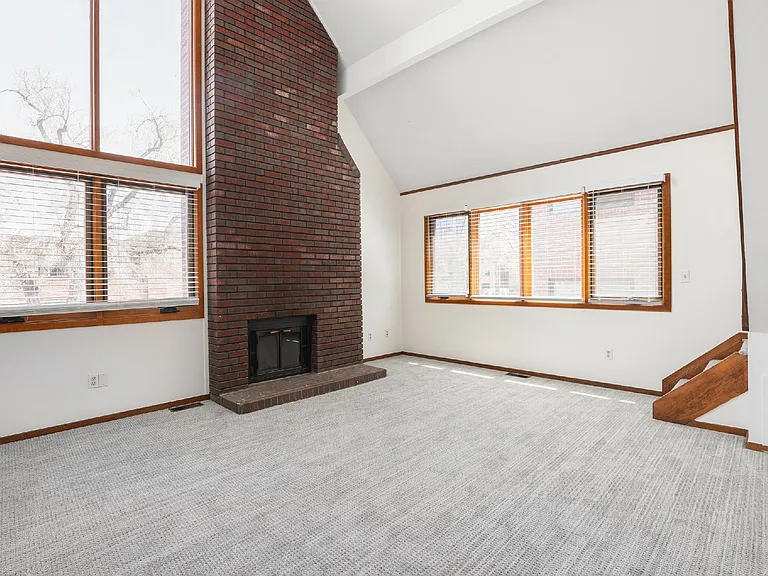 932 E Ellsworth Ave #A — Photo 19