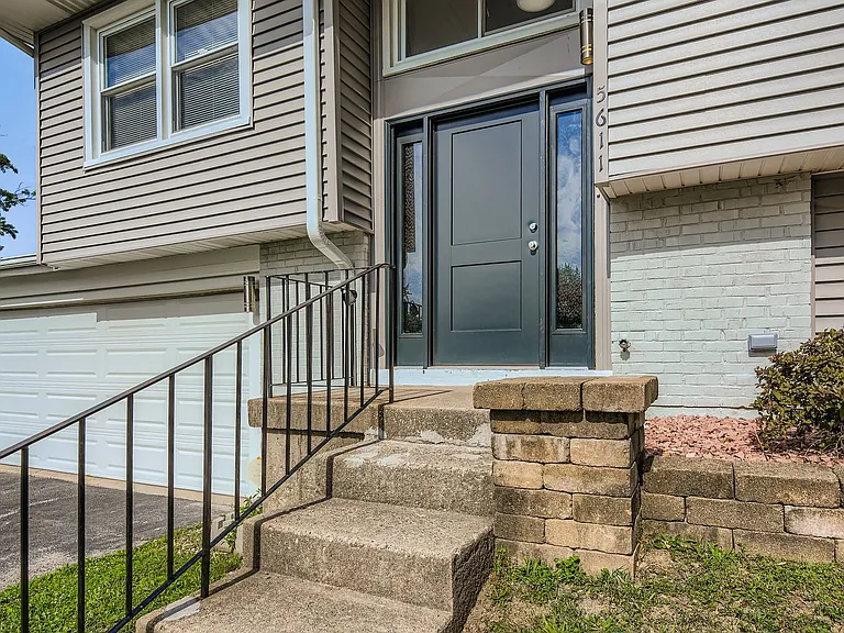 5611 Allemong Dr — Photo 4