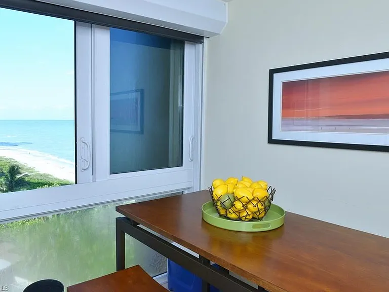 4001 Gulf Shore Blvd N #707 — Photo 13