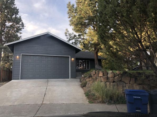 1660 NE Lilac Ct