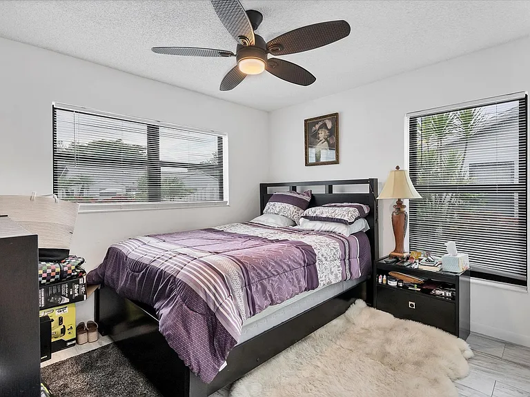 4732 Blackberry Dr — Photo 11