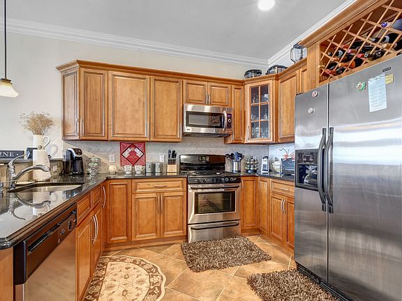 2nd image of 88 Saint Francis St #1403