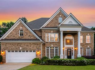 825 Highwater Pl, Fuquay Varina, NC 27526