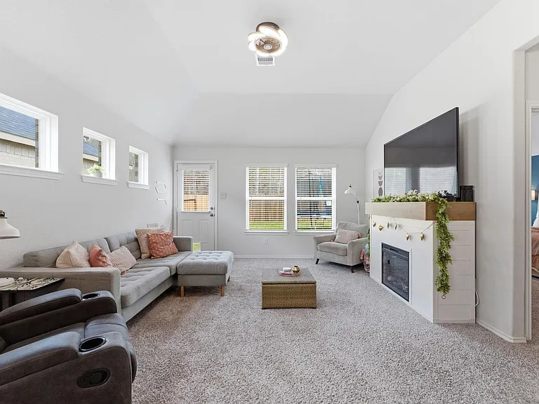 27298 Grey Fox Run — Photo 10
