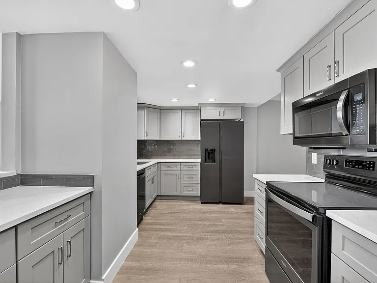 48 W Broadway #1106N — Photo 7