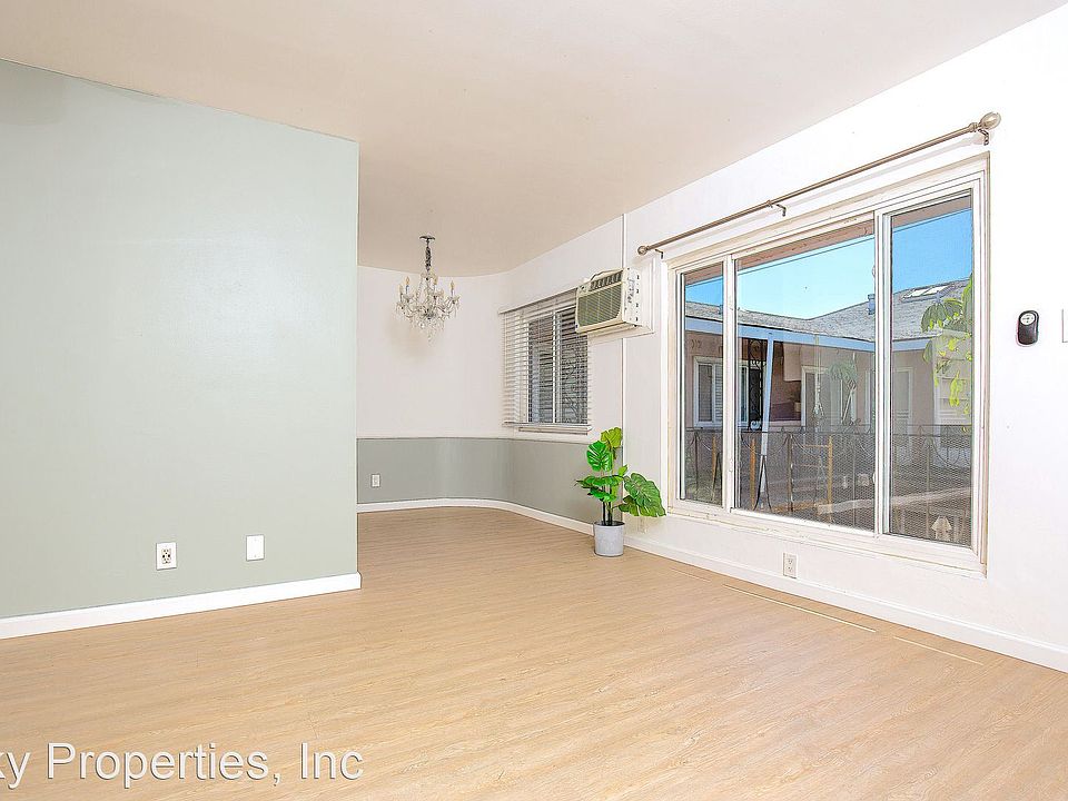 1st image of 4100 W McFarlane Ave APT 8