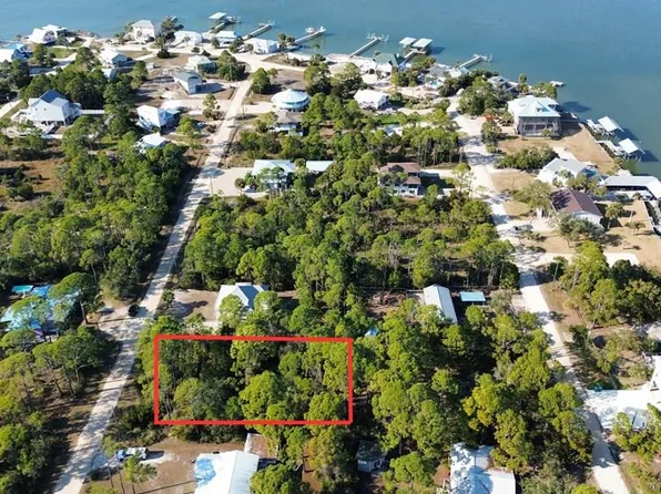 315 Howell St, Eastpoint, FL 32328