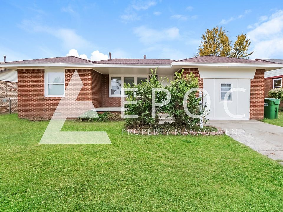 1st image of 104 Pine Ave
