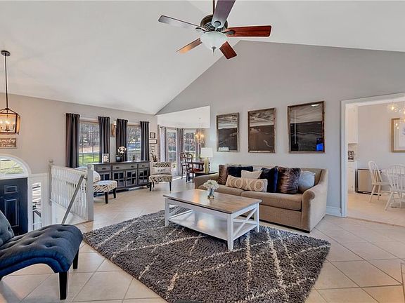2nd image of 1319 Towne Harbor Trl