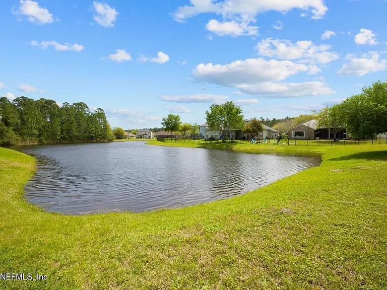 4182 Victoria Lakes Dr W — Photo 22