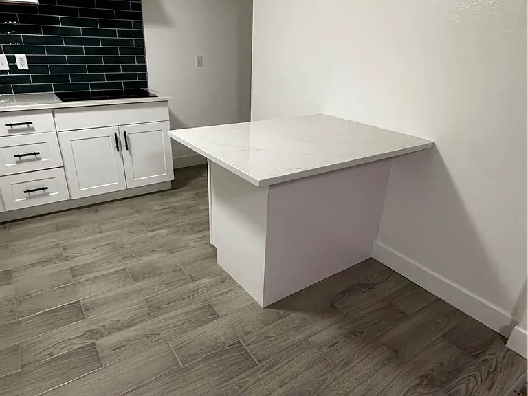 5569 Troy St — Photo 3