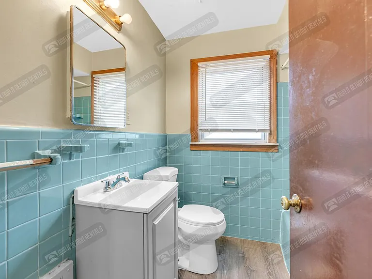 16705 Greenfield Rd #6 — Photo 14