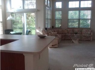 5 Sandy Bottom Ln, Barnegat, NJ 08005