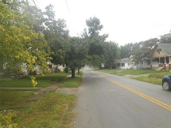 5th image of 625 S Ash Ave