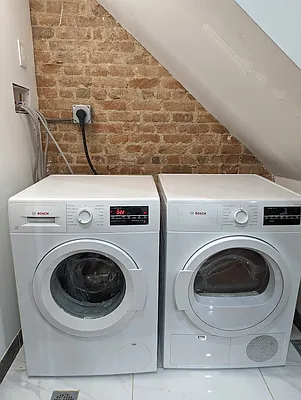 Rented by Owner | media 42