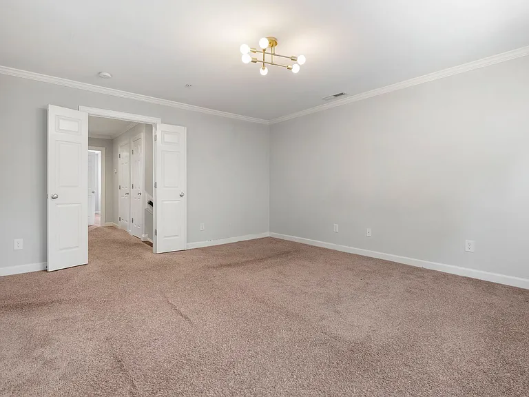 207 Towne Ridge Ln — Photo 19