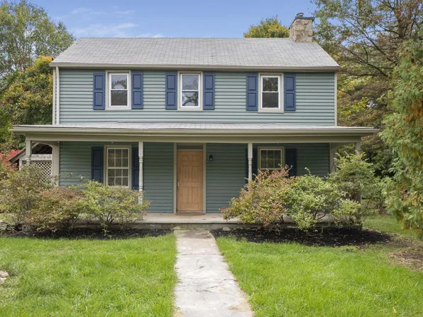 6221 Manor Woods Rd, Frederick, MD 21703