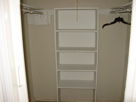 dressing room  walk-in close