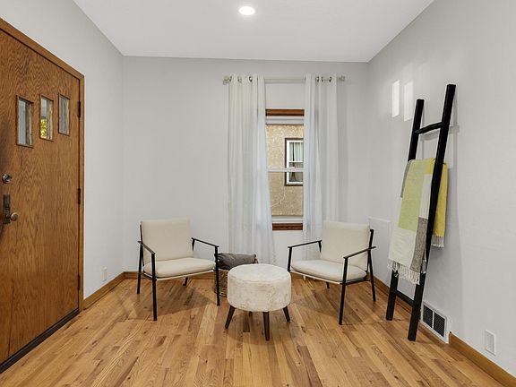 5th image of 3527 Logan Ave N