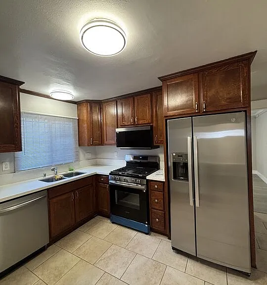 3055 W 12th Pl — Photo 7
