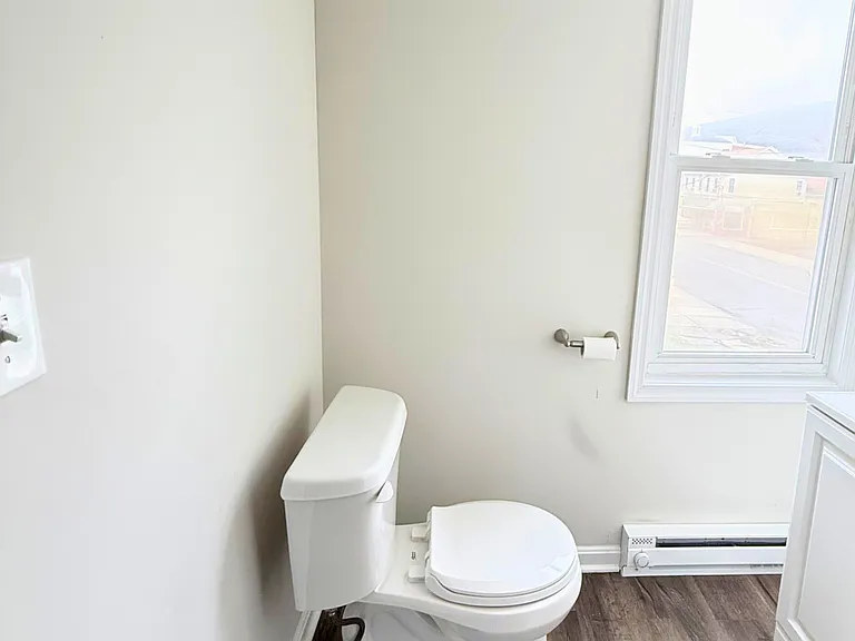 632 Main St #2 — Photo 9