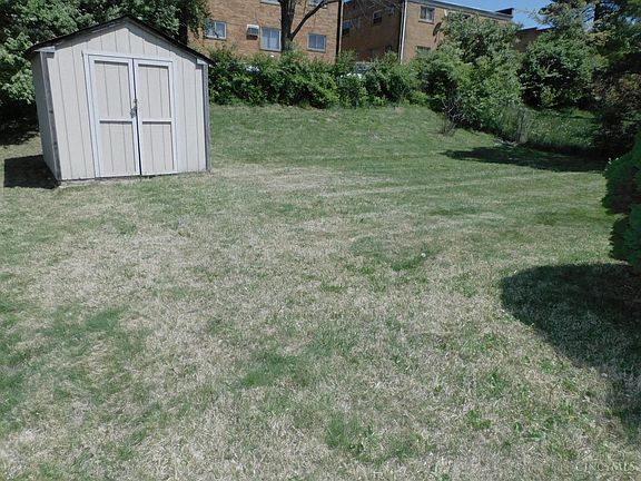 3rd image of 4668 Linda Dr